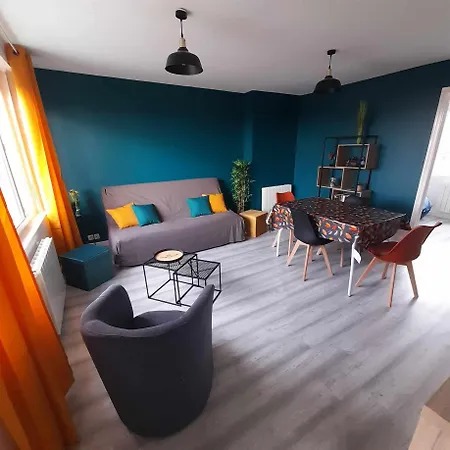 Le Mont De Couppes * 르 포르텔